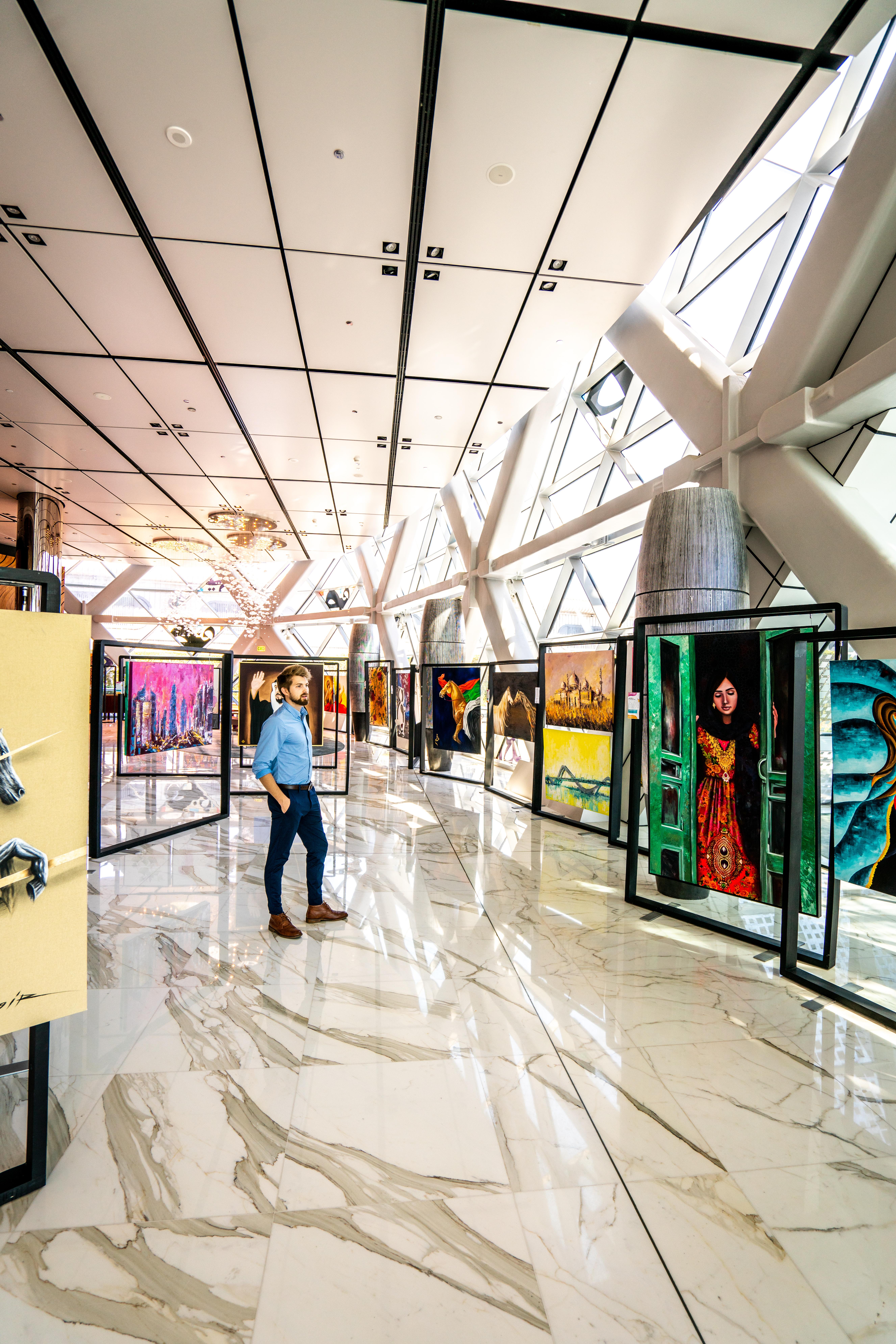 Hotel Andaz Capital Gate Abu Dhabi, By Hyatt Esterno foto The Art Gallery